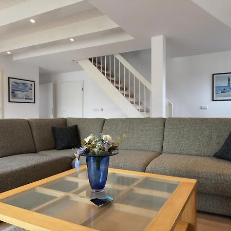 Mit Balkon-nur 500 Meter Zum Strand, Cleaning Included Апартаменты