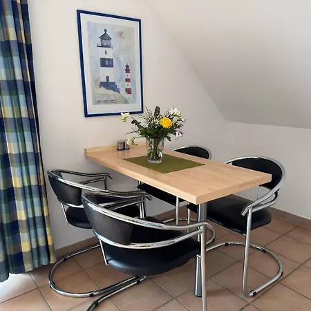 Mit Balkon-nur 500 Meter Zum Strand, Cleaning Included * Zingst