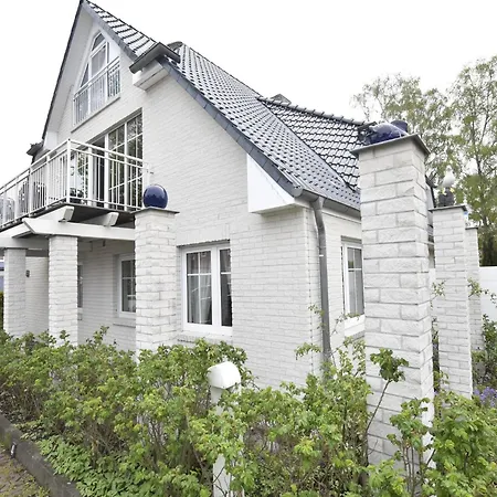 Mit Balkon-nur 500 Meter Zum Strand, Cleaning Included Apartament *